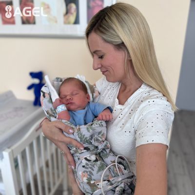 Ďalší zázrak na Gynekologicko-pôrodníckej klinike: Mamička s cystickou fibrózou porodila v Nemocnici AGEL Košice-Šaca už druhé bábätko